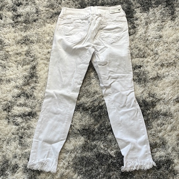 Jeans - Picture 3 of 4